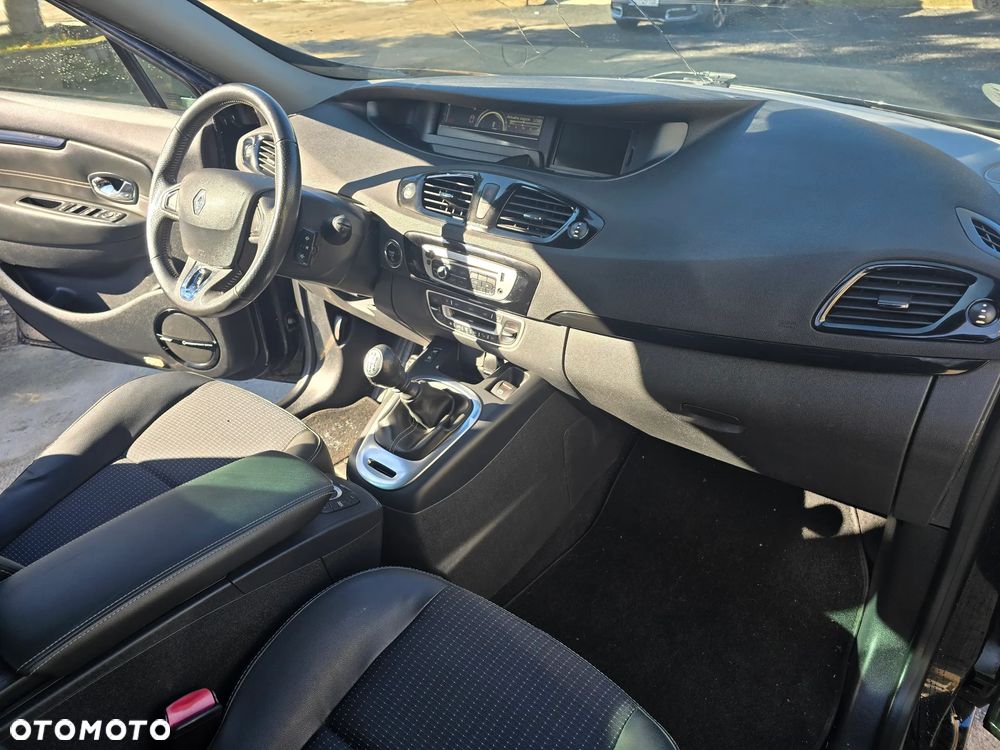 Renault Grand Scenic - 14