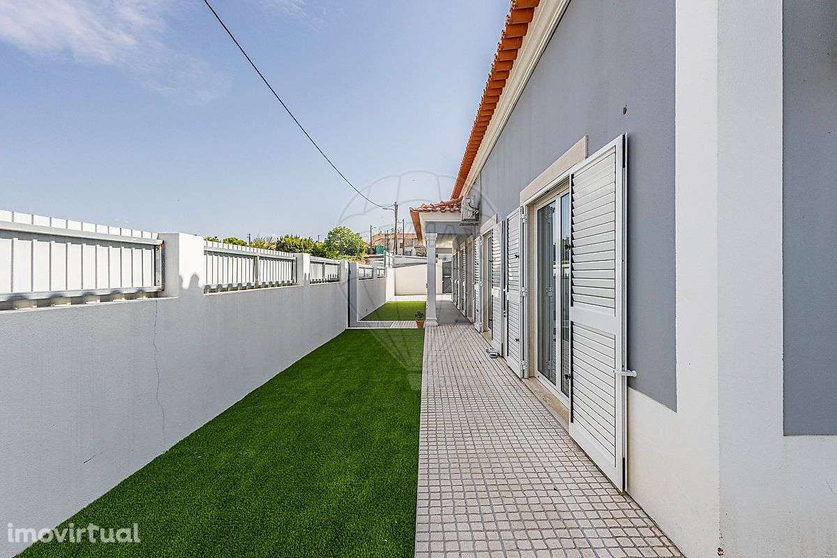 Moradia T3 para venda - Grande imagem: 2/50