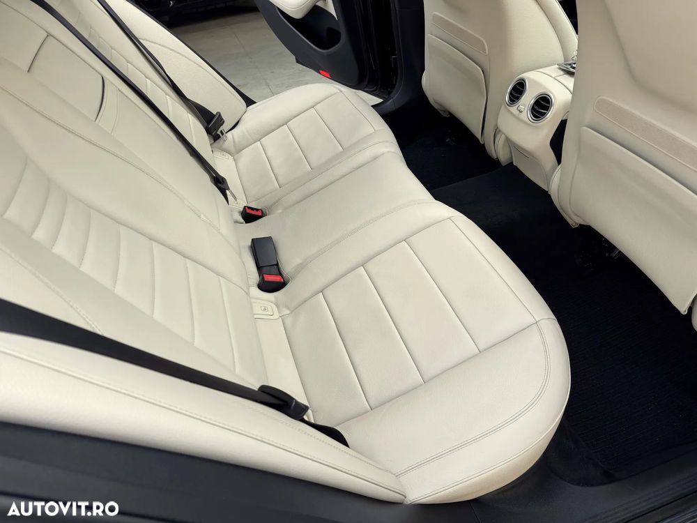 Mercedes-Benz E 350e 9G-TRONIC AMG Line - 26