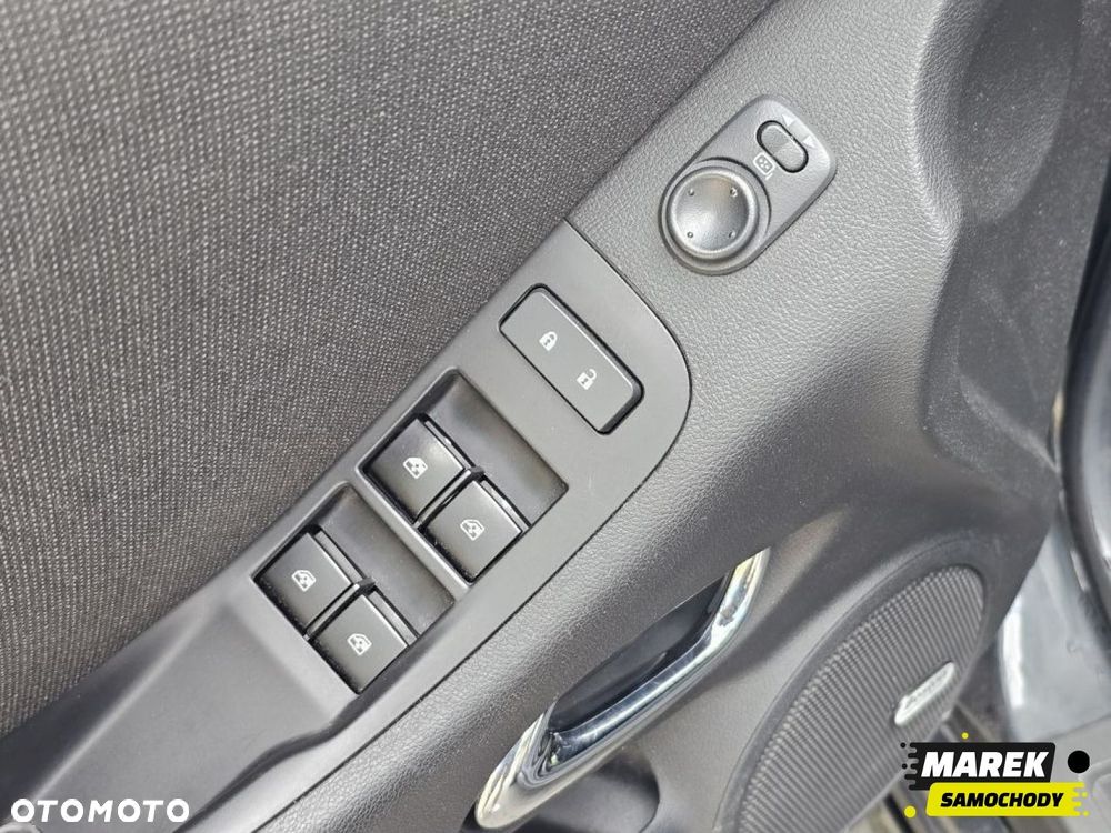 Chevrolet Camaro - 19