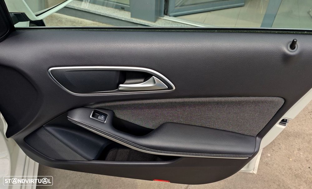 Mercedes-Benz A 180 d Urban - 18