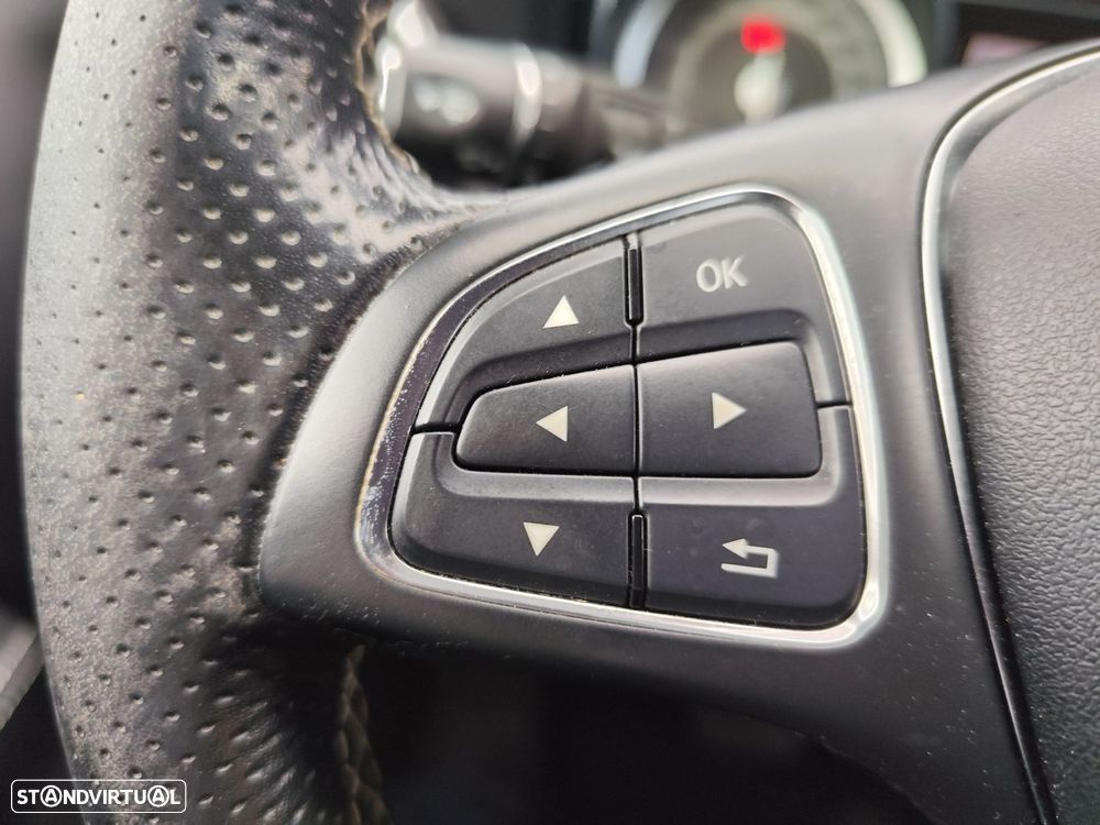 Mercedes-Benz GLA 220 d Style - 22