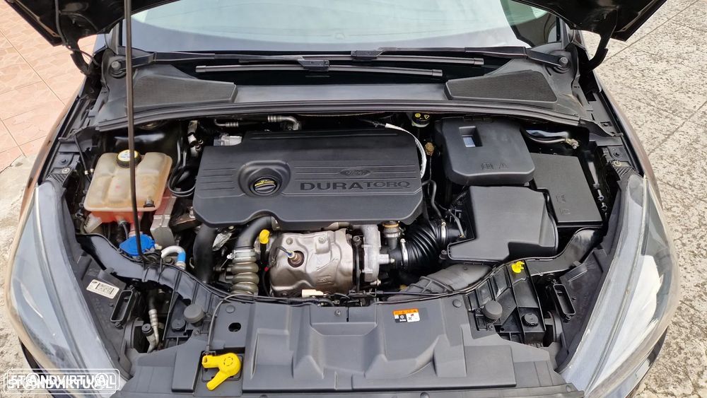 Ford Focus SW - 12