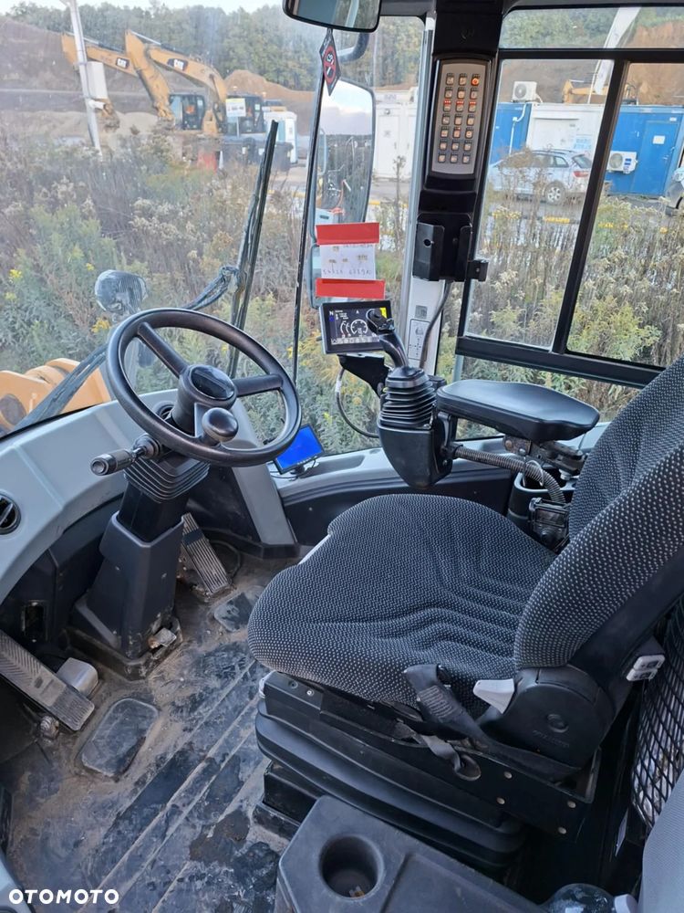 Liebherr L 550 X POWER - 3