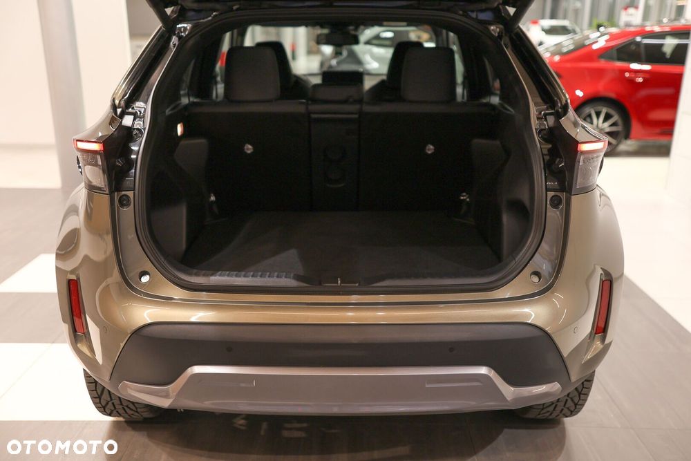 Toyota Yaris Cross - 12