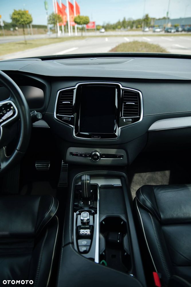 Volvo XC 90 T8 AWD Recharge Geartronic RDesign Edition - 13