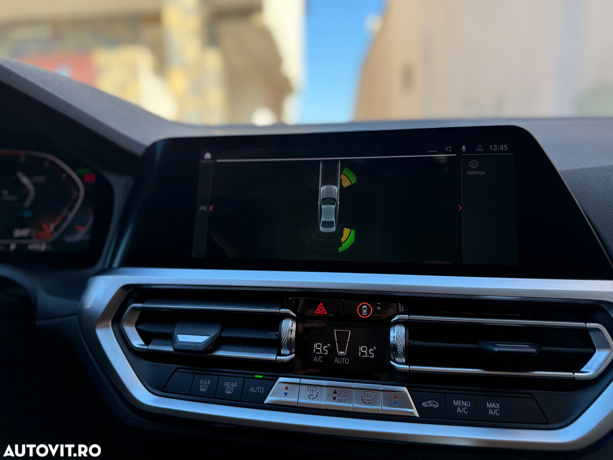 BMW Seria 3 318i Aut. Sport Line - 13