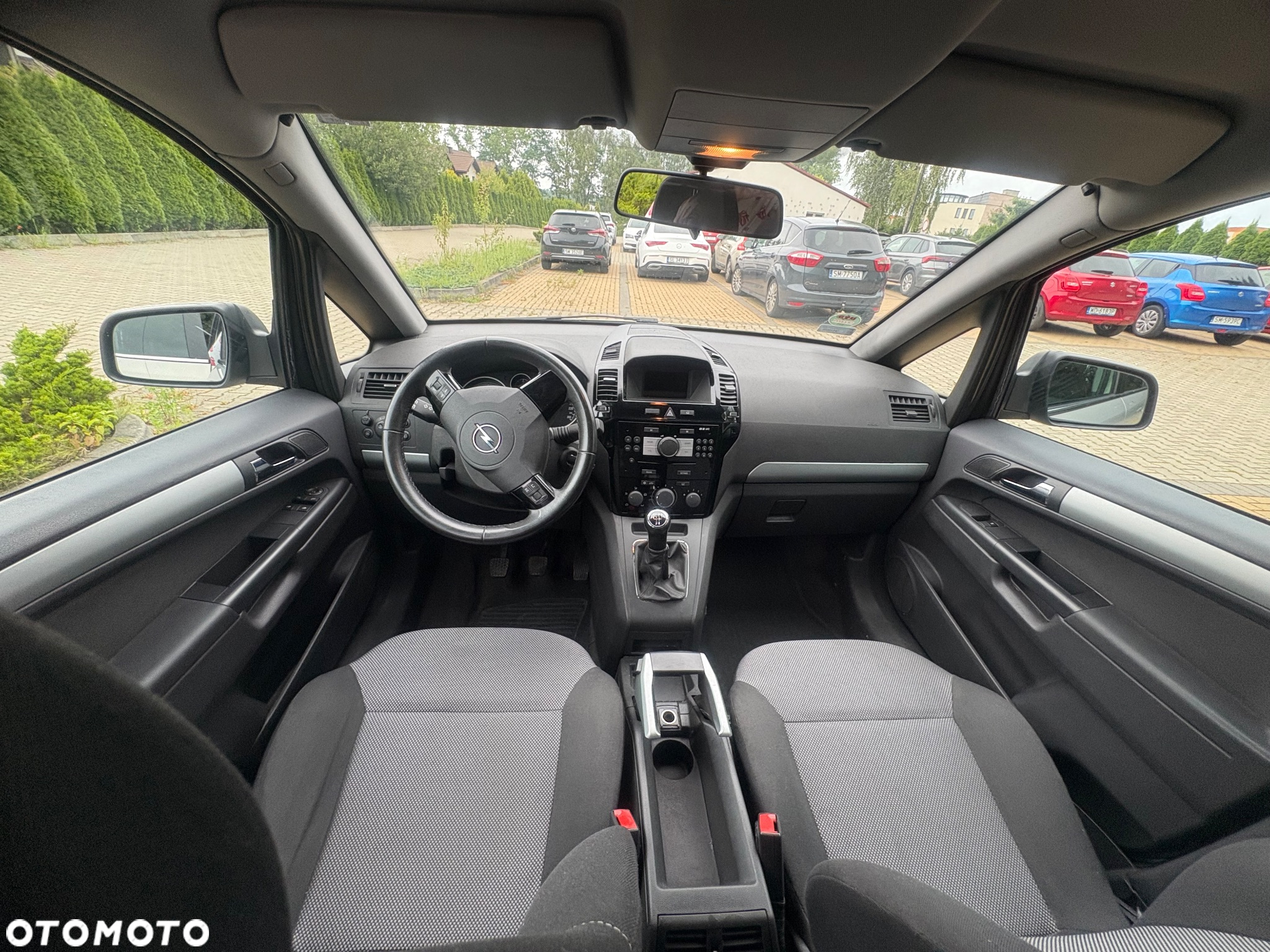 Opel Zafira 1.6 Enjoy - 10