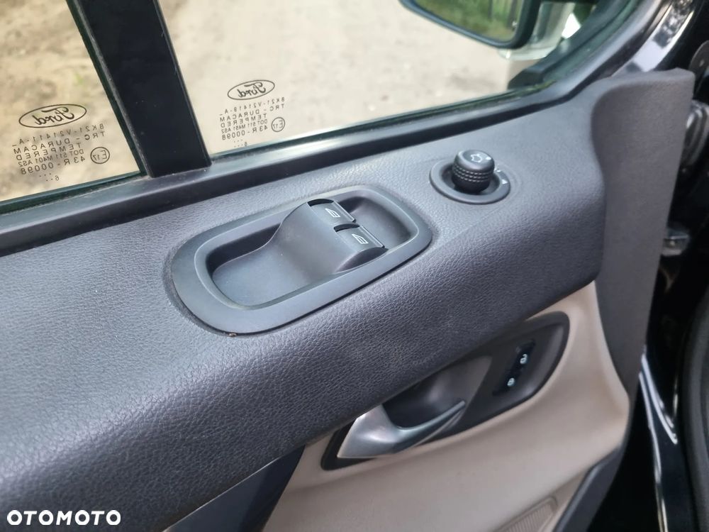 Ford Transit Custom 310 L2H1 Limited - 16