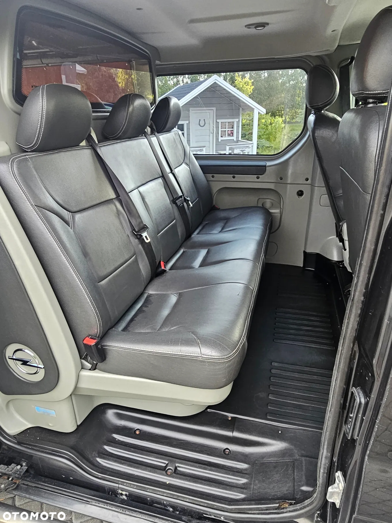 Opel Vivaro - 8