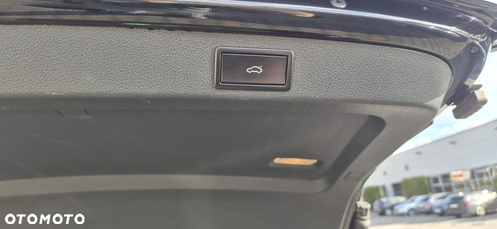 Skoda Superb 2.0 TDI 4x4 L&K DSG - 12