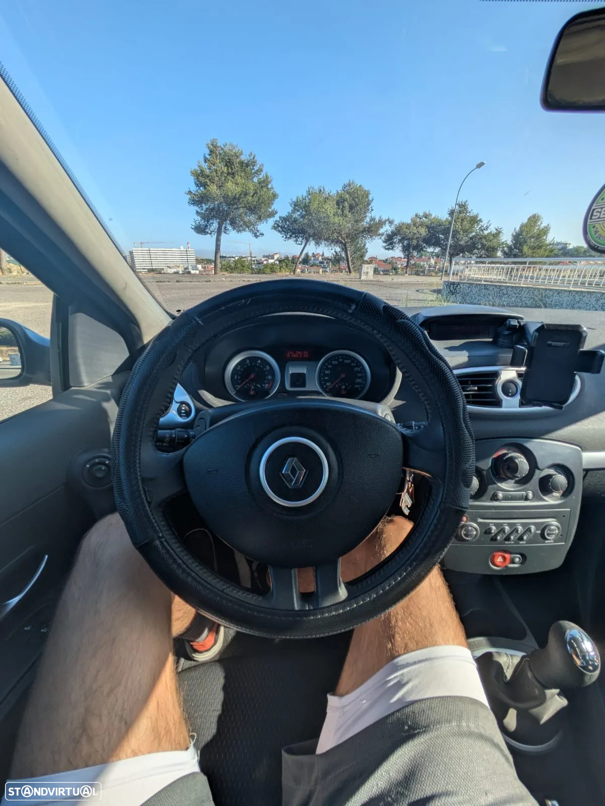 Renault Clio 1.2 16V Confort - 12