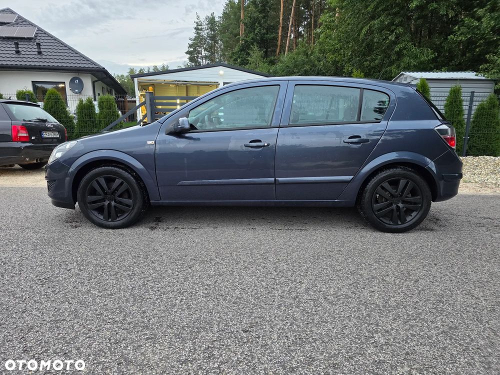 Opel Astra 1.6 Edition - 4