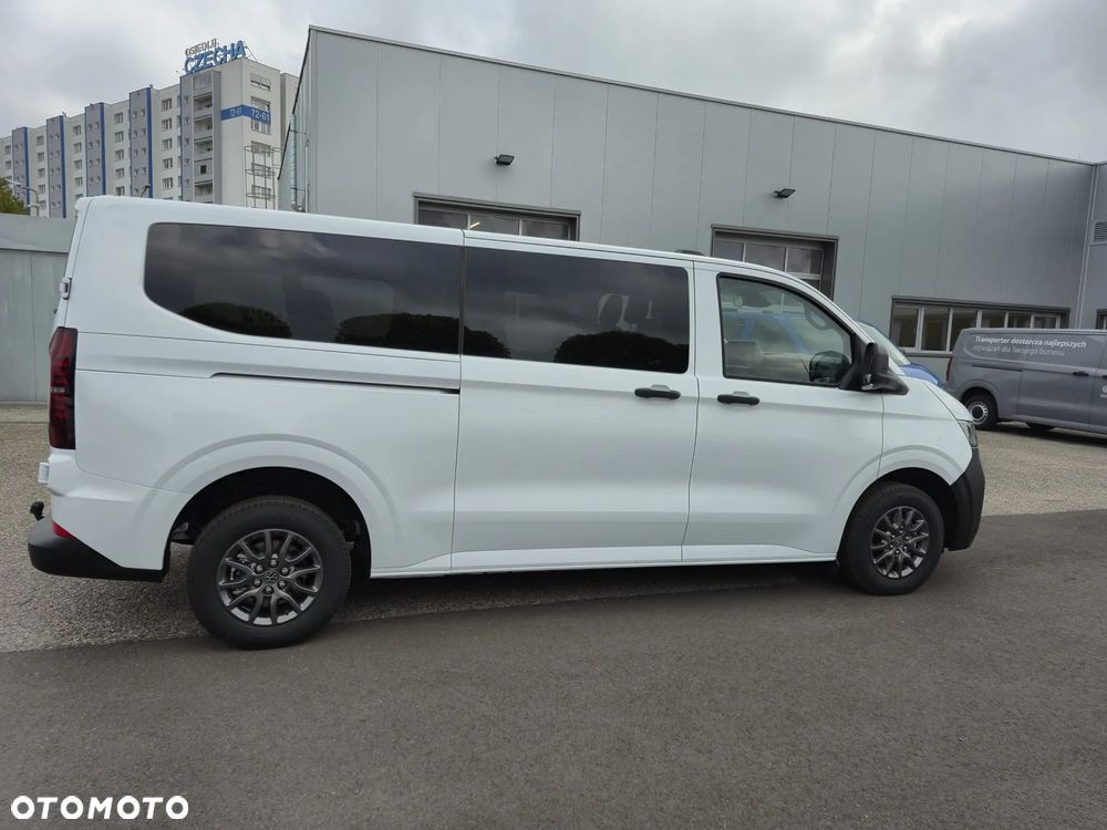 Volkswagen Caravelle - 7