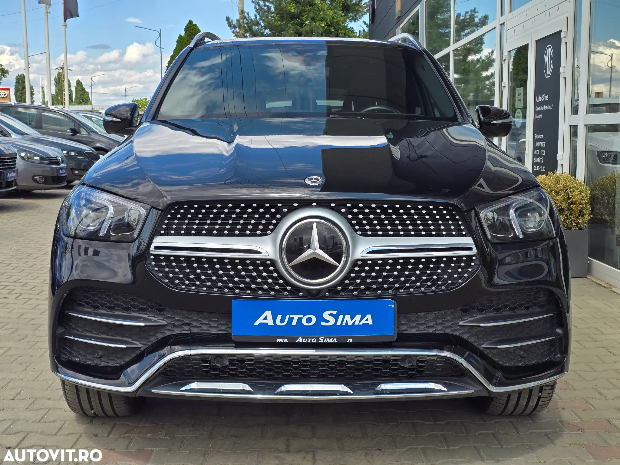Mercedes-Benz GLE 300 d 4Matic 9G-TRONIC AMG Line - 3