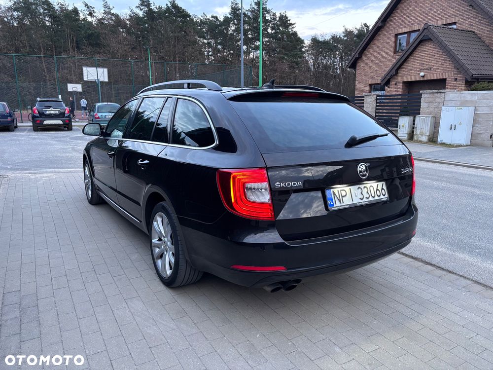 Skoda Superb 2.0 TDI Platinum - 3