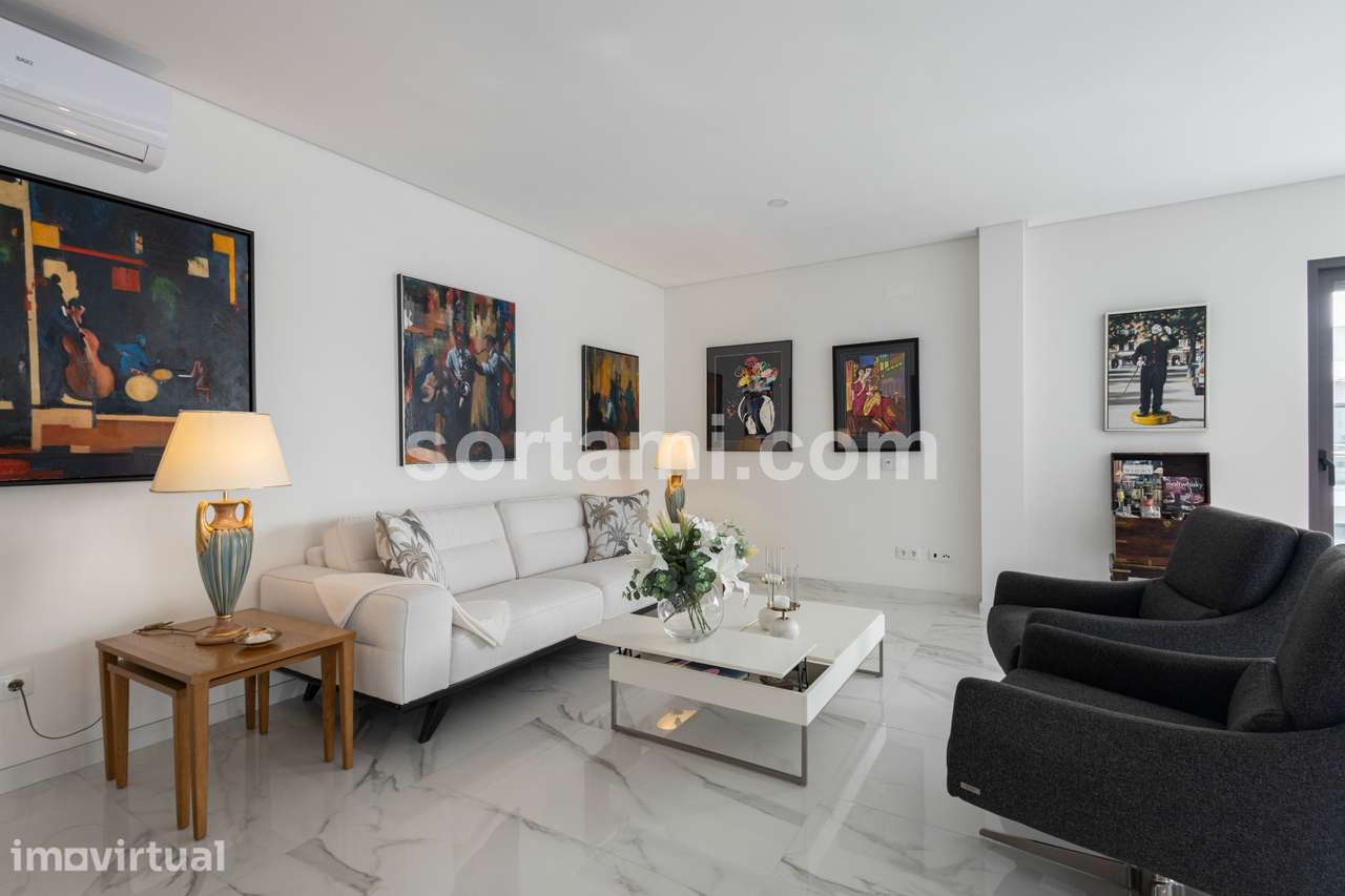 Apartamento T2 Venda em Quarteira,Loulé - Grande imagem: 3/25