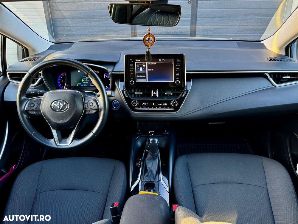 Toyota Corolla - 9