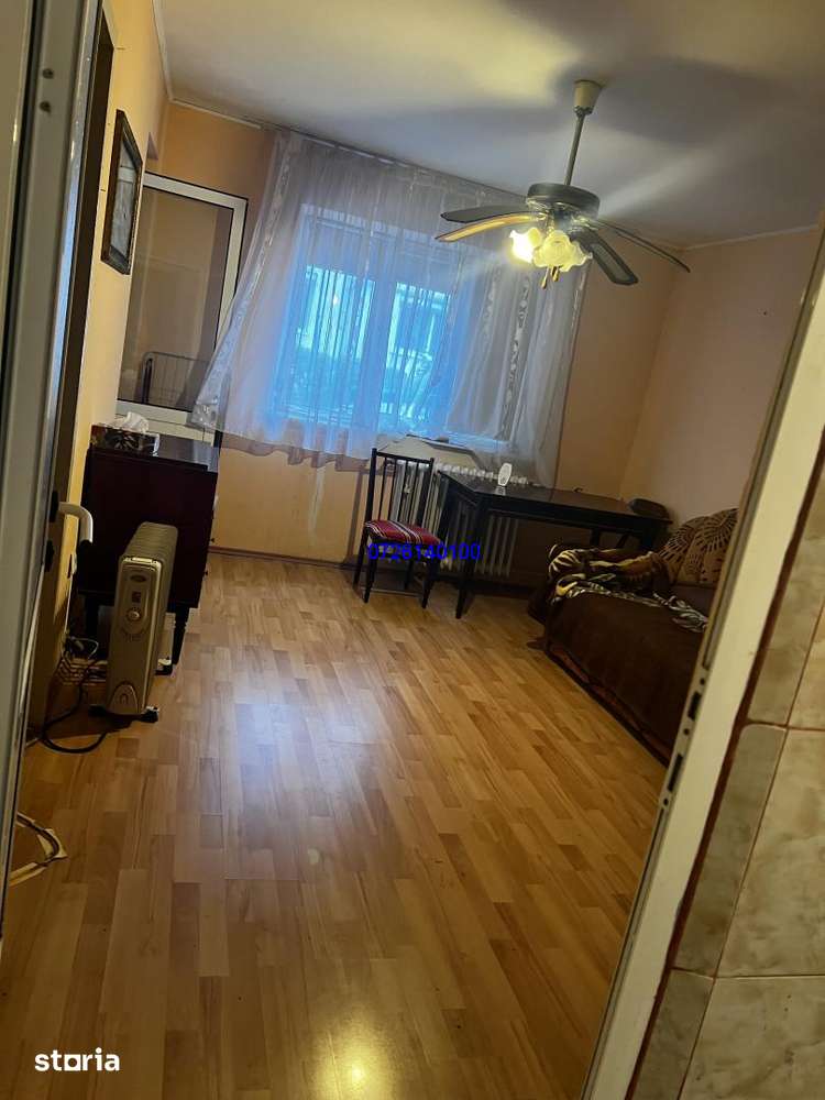Ocazie!Tomis Nord, ap 3 cam, cf.1, parter cu balcon — fotografia 1