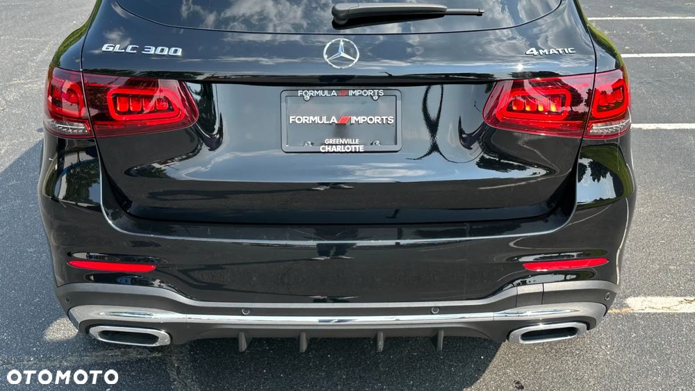 Mercedes-Benz GLC 300 4Matic 9G-TRONIC AMG Line Plus - 7
