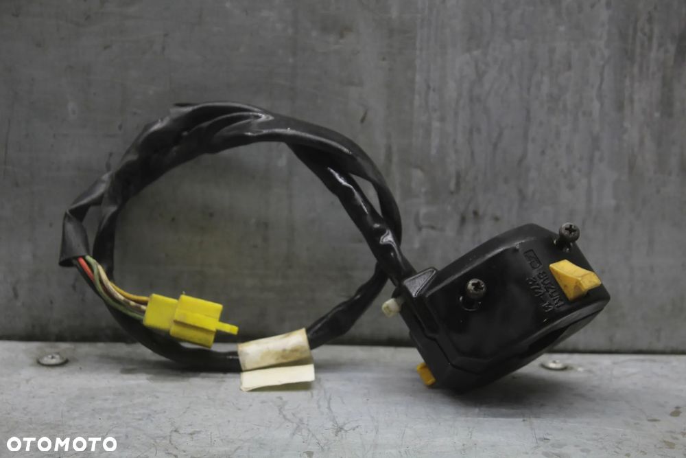 Suzuki XF 650 Freewind przełączniki świateł lewe - 2