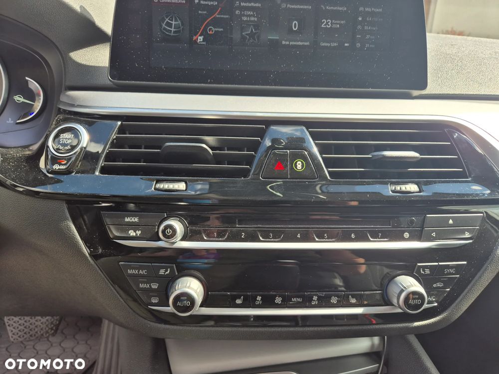BMW Seria 5 520d - 18