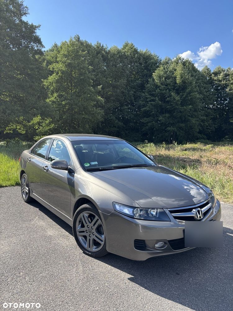 Honda Accord - 1
