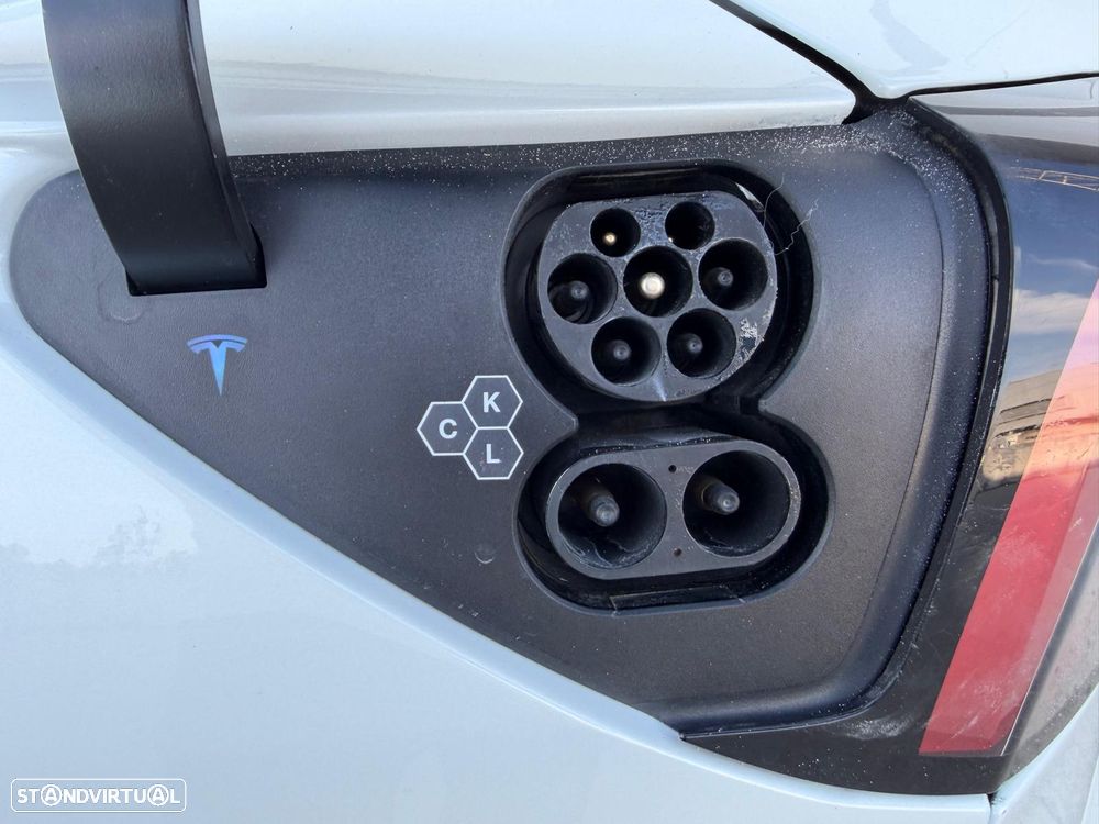 Tesla Model 3 Standard RWD - 17