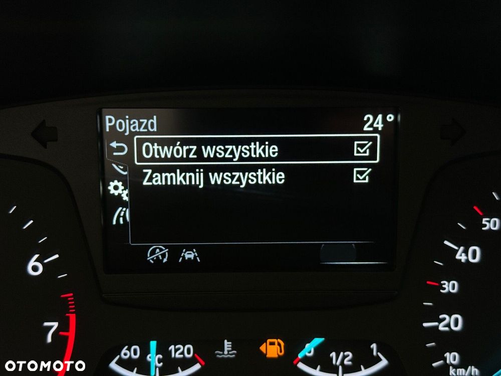 Ford Focus 1.0 EcoBoost Trend - 35