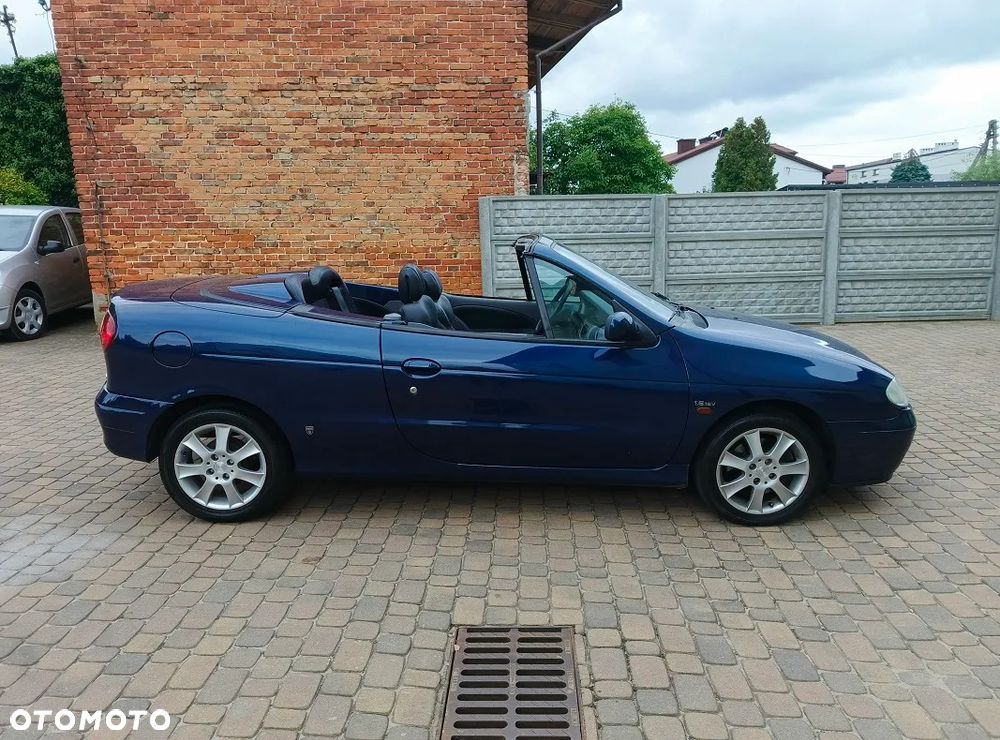Renault Megane 1.6 Privilege - 13