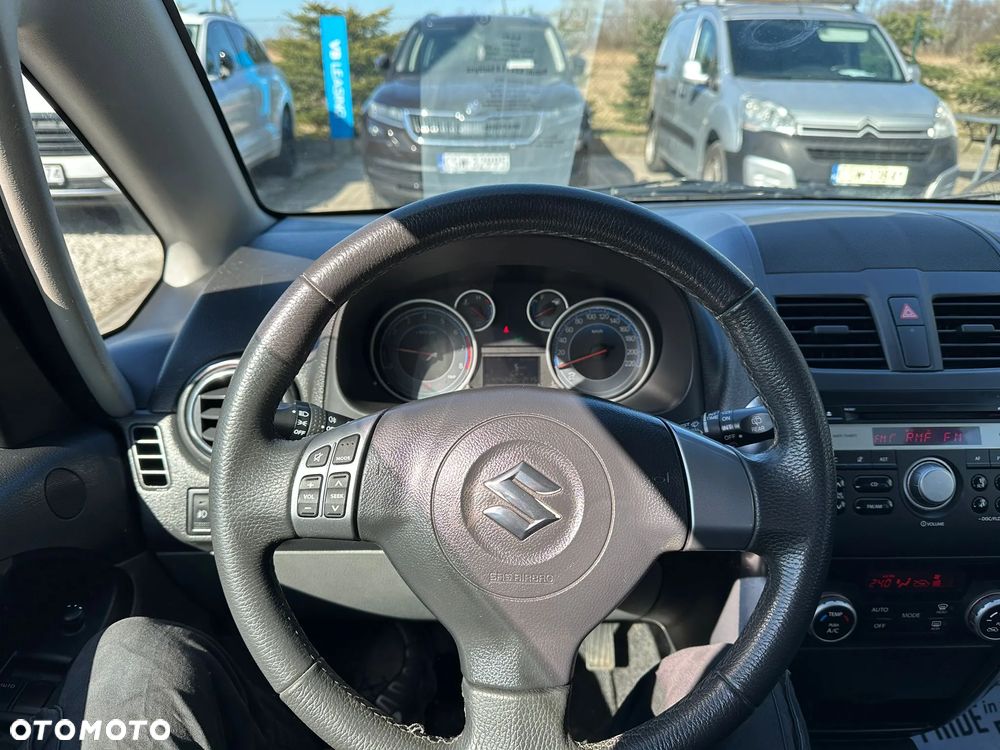 Suzuki SX4 1.6 Comfort 2012 - 9