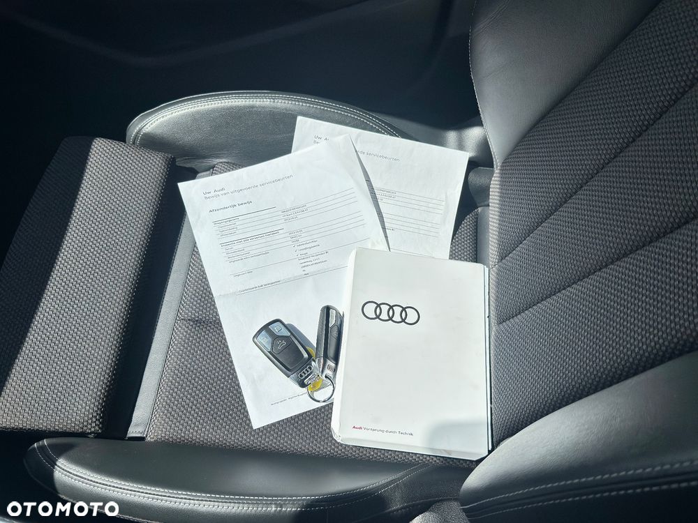 Audi A4 Avant 40 TFSI mHEV S Line S tronic - 40