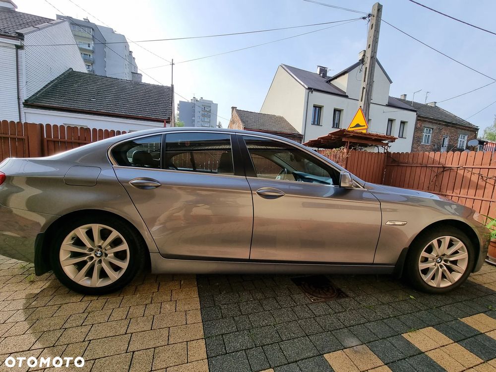 BMW Seria 5 535i xDrive - 25