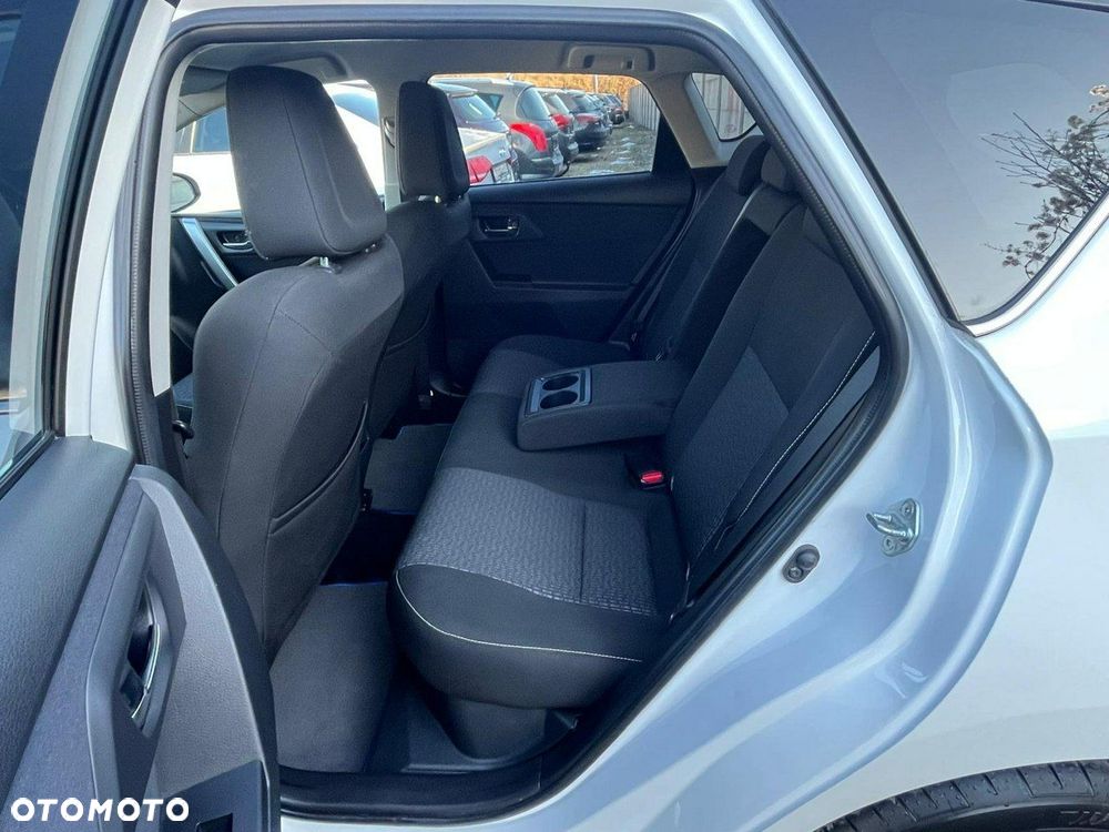 Toyota Auris - 26