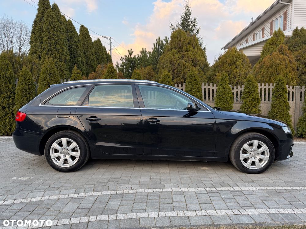 Audi A4 Avant 2.0 TDI DPF Ambiente - 13