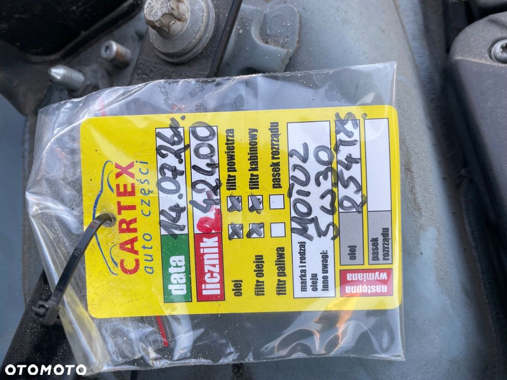 BMW Seria 3 325xi - 13