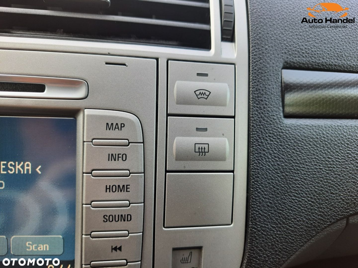 Ford Kuga 2.0 TDCi 4x4 Titanium - 26