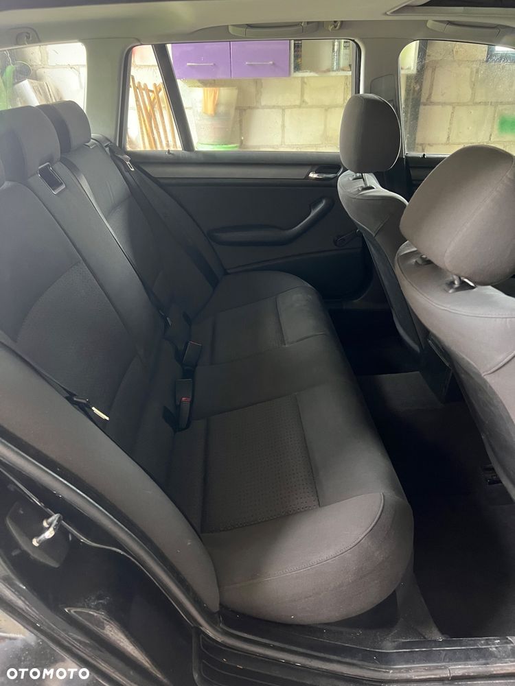 BMW Seria 3 316i - 16