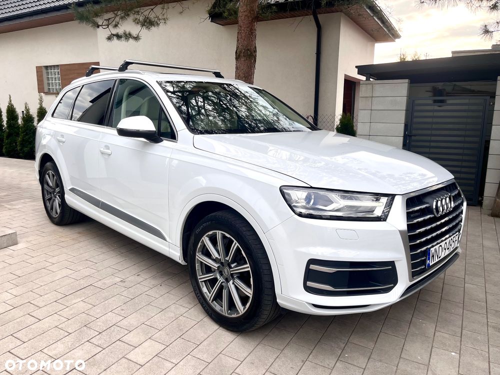 Audi Q7 - 1