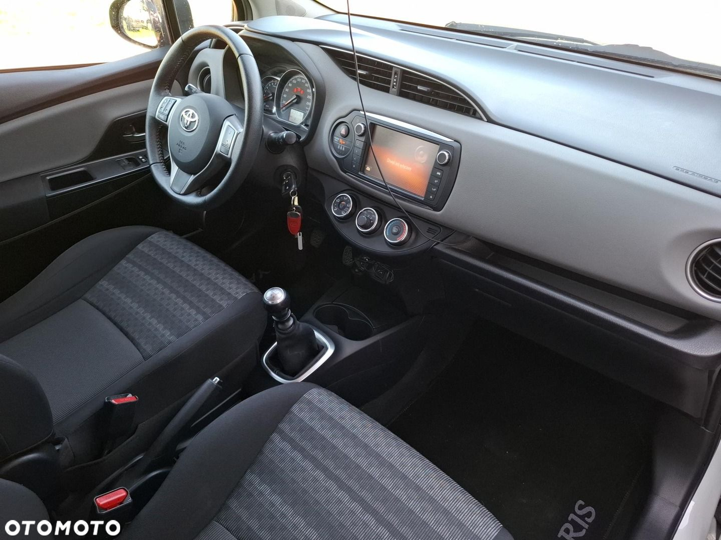 Toyota Yaris - 7