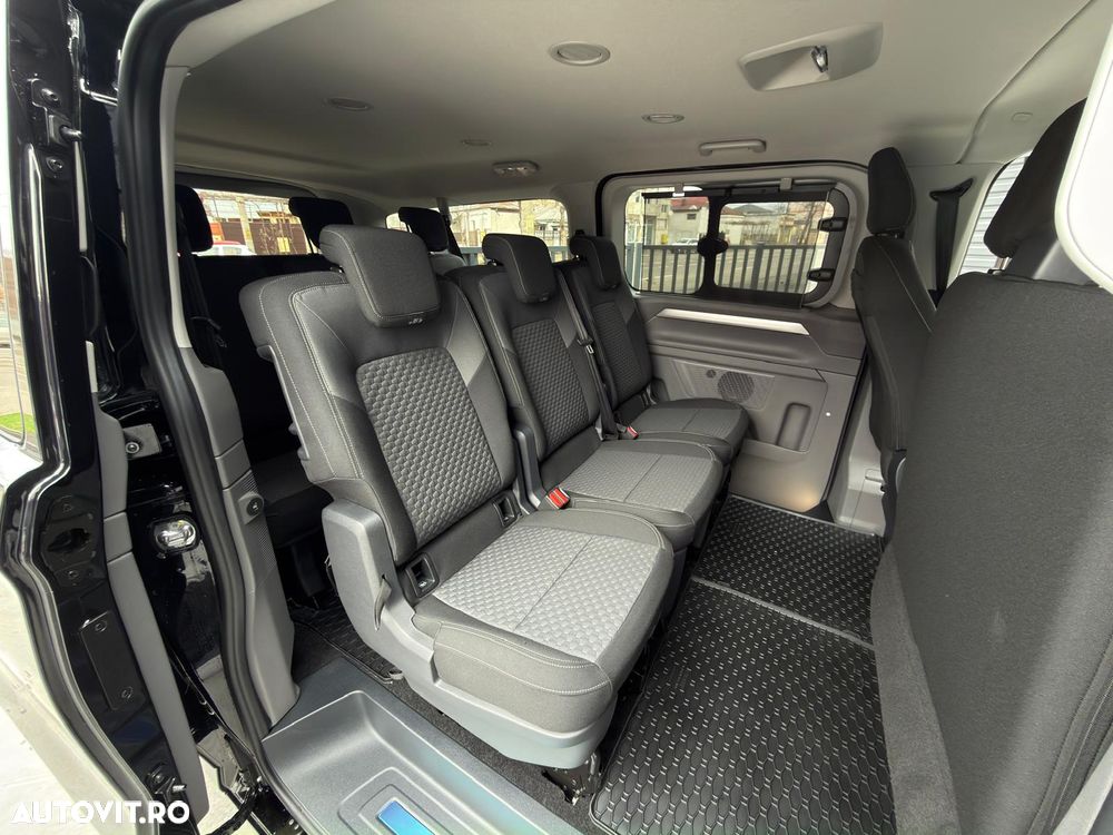 Volkswagen Caravelle 2.0 TDI 146 kW LR Comfortline DSG 4M - 14