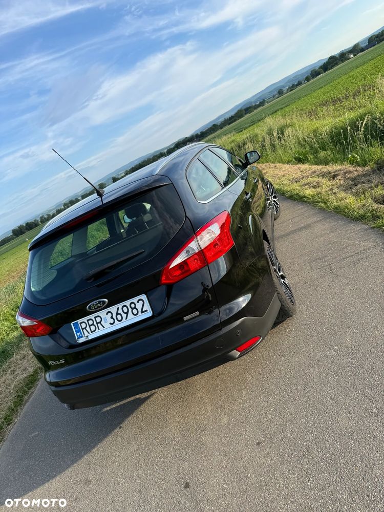 Ford Focus ver-1-6-tdci-dpf-start--stopp--system-champions-edition - 4