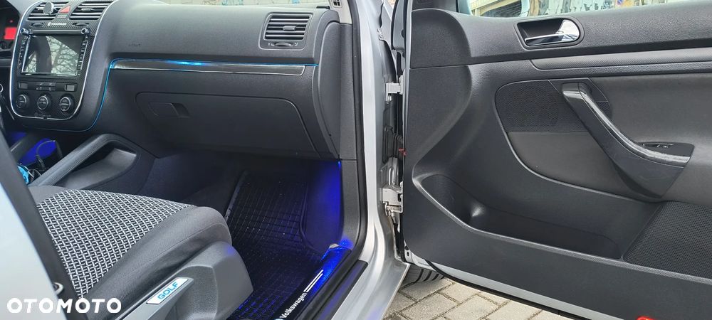 Volkswagen Golf 1.4 FSI Comfortline - 6