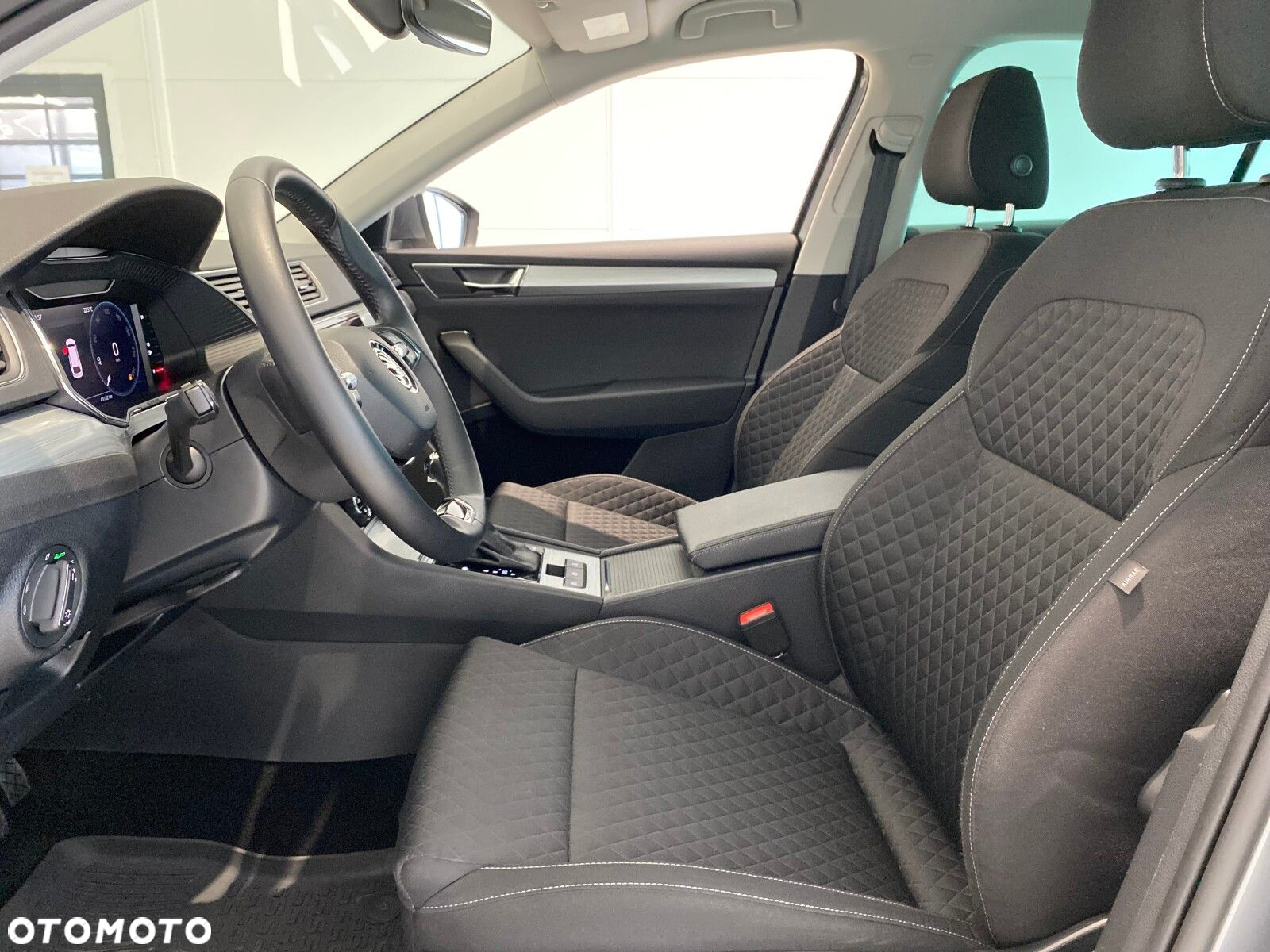 Skoda Superb 1.5 TSI Ambition DSG - 10