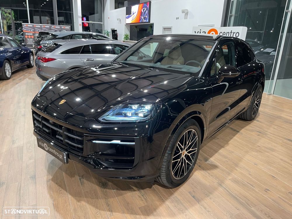 Porsche Cayenne Coupé E-Hybrid Black Edition - 51