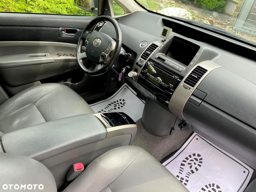 Toyota Prius 1.5 VVT-i Sol - 21
