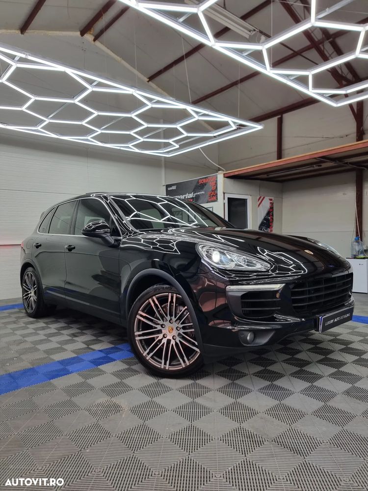 Porsche Cayenne - 13