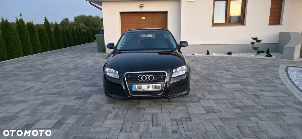 Audi A3 Sportback 1.6 Ambiente - 2