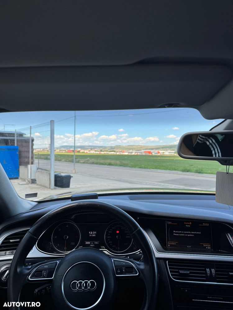 Audi A4 Avant 2.0 TDI quattro - 9