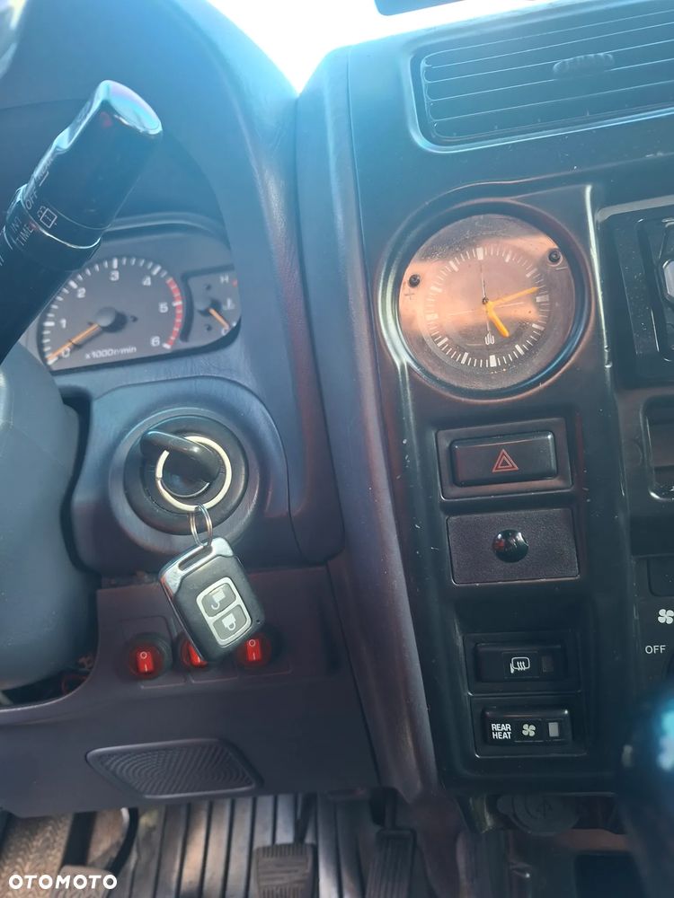 Toyota Land Cruiser KJ90 3.0 TD - 26